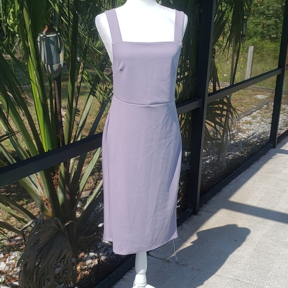 The Vanity Room Lilac Crepe sheath dress NWT - Picture 2 of 7